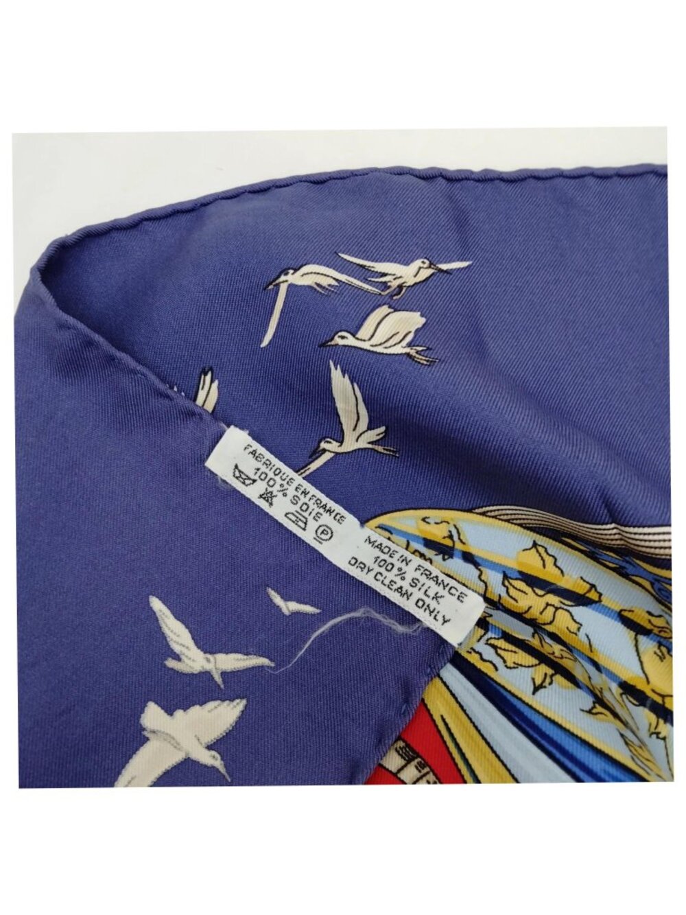 Authentic Hermès L’Atlantide Annie Faivre Carré 90 Scarf - Picture 9 of 10